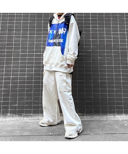 .KOM（ドットコム）の「A'GEM/9 × .kom『.kom/ドットケーオーエム』Stitch Design Wide-Silhouette Pants/ステッチルーズシルエットパンツ（カーゴパンツ・メンズ・ブラック/ホワイト・M/L）」の4枚目の写真