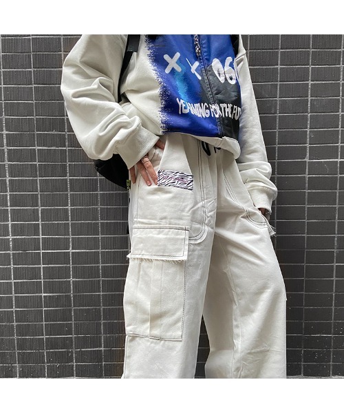 .KOM（ドットコム）の「A'GEM/9 × .kom『.kom/ドットケーオーエム』Stitch Design Wide-Silhouette Pants/ステッチルーズシルエットパンツ（カーゴパンツ・メンズ・ブラック/ホワイト・M/L）」の13枚目の写真