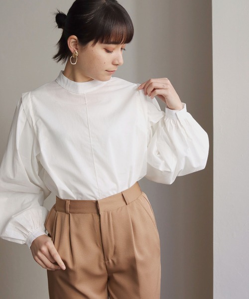 HER CLOSET(ハークローゼット)の「【shemoshelly】ボリュームスリーブコットンブラウス(シャツ/ブラウス・レディース・ブラック/ブラウン/オフホワイト/オレンジ/ブルー/ライトグリーン・M)」の9枚目の写真