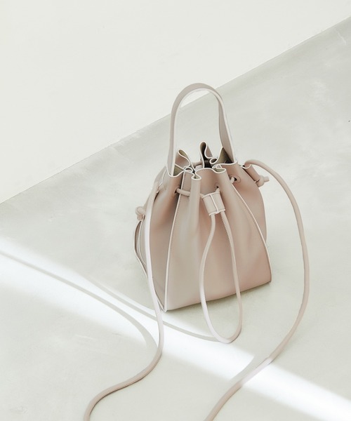 ROPE'(ロペ)の「【新色追加】2WAYドロストミドルバッグ(ハンドバッグ・レディース・ブラック/ライトグレー/ホワイト/キャメル/ホワイト系その他/ベージュ系その他・FREE)」の5枚目の写真