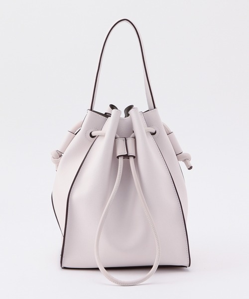 ROPE'(ロペ)の「【新色追加】2WAYドロストミドルバッグ(ハンドバッグ・レディース・ブラック/ライトグレー/ホワイト/キャメル/ホワイト系その他/ベージュ系その他・FREE)」の17枚目の写真