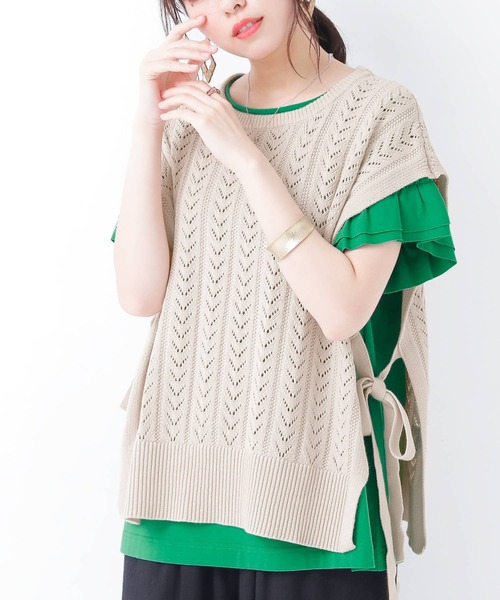 osharewalker（オシャレウォーカー）の「【廃盤】『サイドリボン透かし編みニットベスト』（ベスト・レディース・ベージュ/ブラック・FREE）」の4枚目の写真