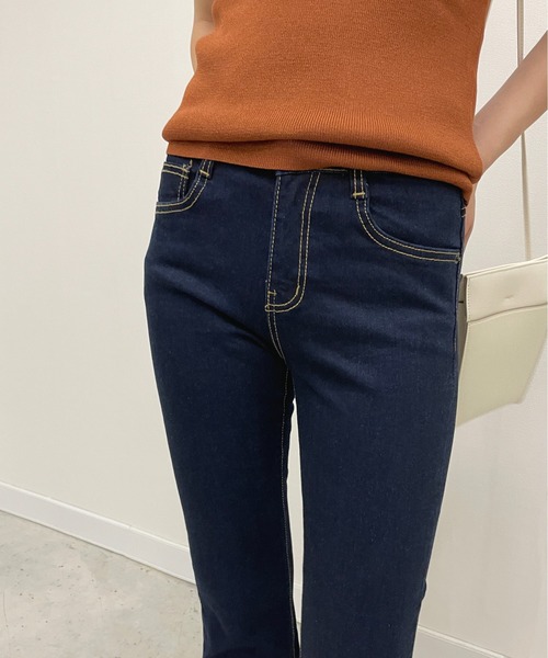 StyleSea(スタイルシー)の「フレアデニムパンツ(デニムパンツ・レディース・インディゴブルー・24inch/25inch/26inch/27inch/23inch)」の11枚目の写真