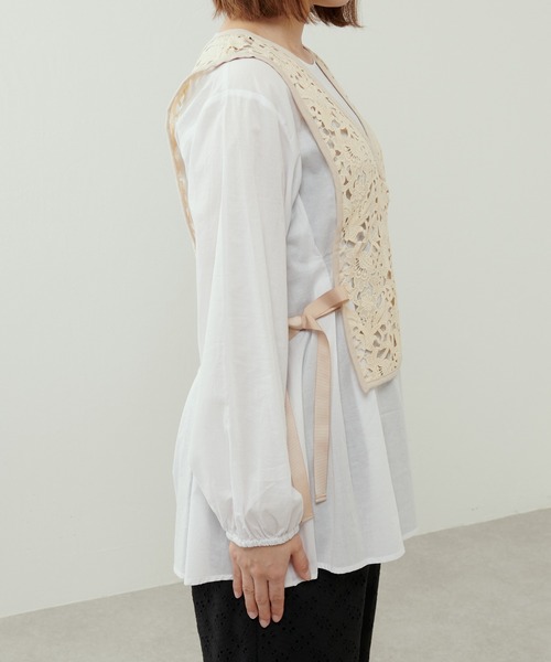 Lui's（ルイス）の「レースジレセットブラウス（シャツ/ブラウス・レディース・キナリ/イエロー/ブラック・FREE）」の10枚目の写真