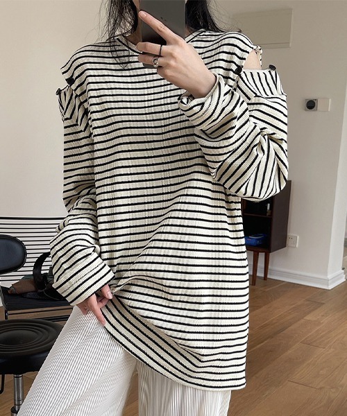 chuclla（チュクラ）の「2way オフショルダー ボーダートップス chw22s091（Tシャツ/カットソー・レディース・ホワイト/パープル・FREE）」の7枚目の写真