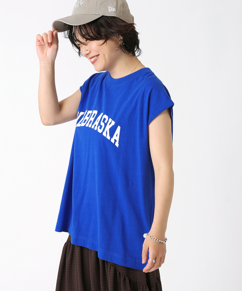 B.C STOCK（ベーセーストック）の「カレッジアーチロゴTシャツ（Tシャツ/カットソー・レディース・ベージュ/ブラック/ブルー系その他/ホワイト・FREE）」の4枚目の写真