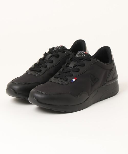 le coq sportif(ルコックスポルティフ)の「《le coq sportif》セギユ-ル リフト ZT(スニーカー・レディース・トリコロール/ベージュ/ブラック・24.5cm/25.0cm/23.0cm/24.0cm/23.5cm)」の2枚目の写真