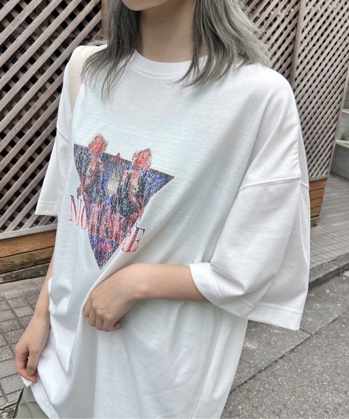 one way(ワンウェイ)の「ROCK BIG Tシャツ(Tシャツ/カットソー・レディース・ホワイト/チャコールグレー/ブラック/ホワイト系その他・FREE)」の1枚目の写真