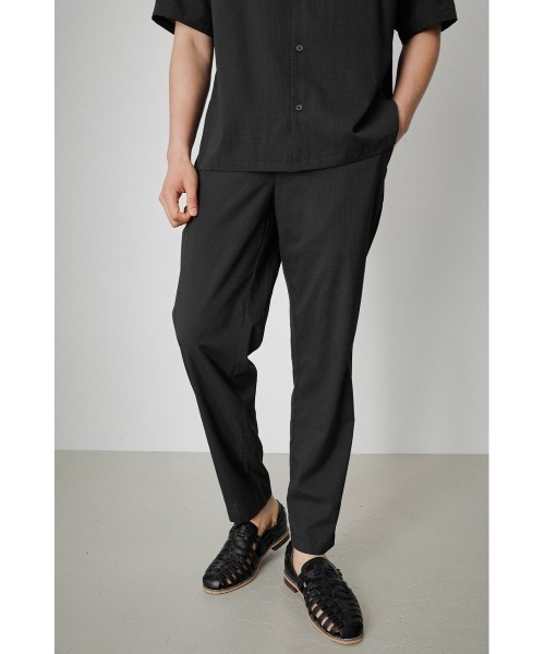 AZUL by moussy（アズールバイマウジー）の「AIR FEEL PANTS/エアフィールパンツ（その他パンツ・メンズ・ベージュ/グリーン/ブラック・SMALL/MEDIUM/LARGE）」の2枚目の写真