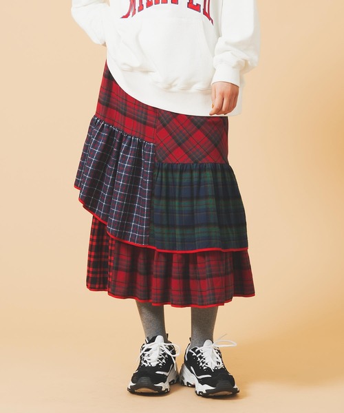 MILKFED.(ミルクフェド)の「PLAID PATCHWORK SKIRT(スカート・レディース・レッド/イエロー・ONE SIZE)」の1枚目の写真