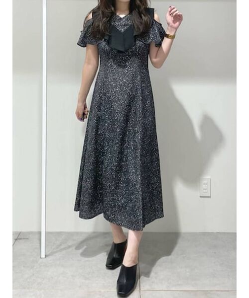 MERCURYDUO（マーキュリーデュオ）の「リーフフラワーラッフル