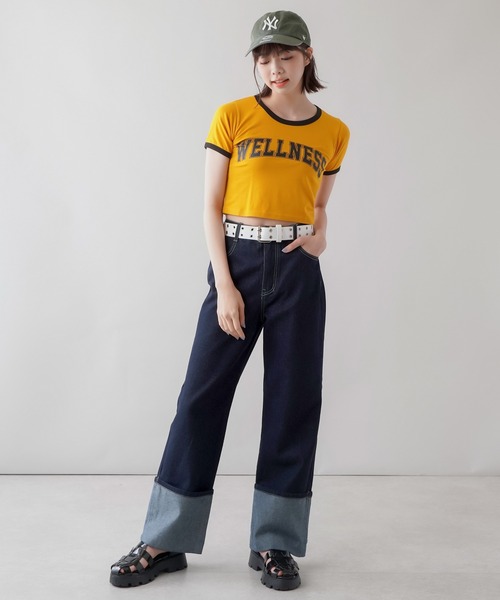 SPINNS(スピンズ)の「ロールアップ デニムストレートパンツ(デニムパンツ・レディース・インディゴブルー/ブルー・ONESIZE)」の5枚目の写真