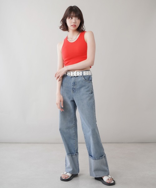SPINNS(スピンズ)の「ロールアップ デニムストレートパンツ(デニムパンツ・レディース・インディゴブルー/ブルー・ONESIZE)」の16枚目の写真