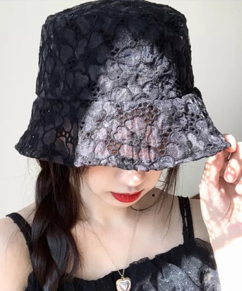 Auntie Rosa(アンティローザ)の「フラワーレースバケハ(ハット・レディース・ホワイト/ブラック/サックスブルー・FREE)」の1枚目の写真