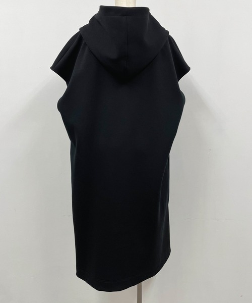 LUGIVA(ルギヴァ)の「ダンボールニットフード付きロングベスト(ベスト・レディース・ブラック・M)」の22枚目の写真