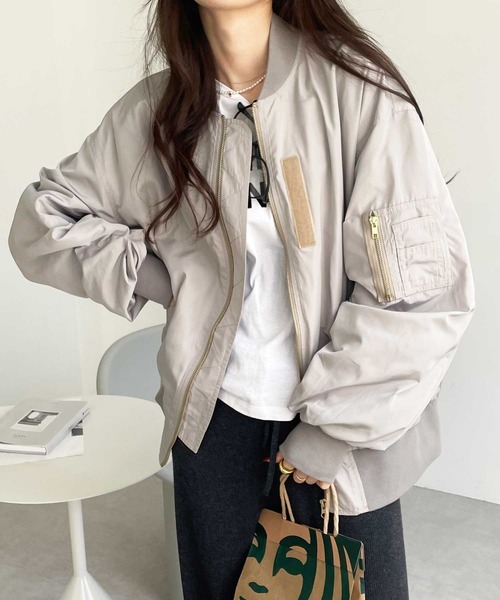 GeeRA(ジーラ)の「ビッグシルエットMA-1(MA-1・レディース・ブラック/サンドグレー・SMALL/MEDIUM/LARGE/X-LARGE)」の1枚目の写真