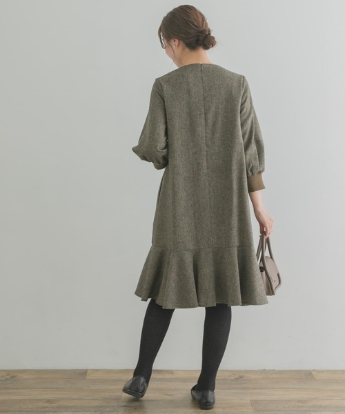 F by ROSSO（エフバイロッソ）の「『40サイズ/高身長向けも展開』F by ROSSO　ツイード裾フレアワンピース（ワンピース・レディース・チャコールグレー/ブラウン・40/38）」の16枚目の写真