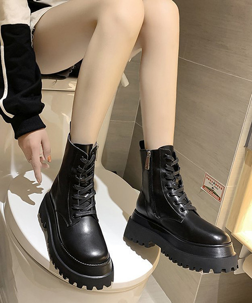 c.u.l（シーユーエル）の「PUレザー レースアップ厚底ブーツ culs33（ブーツ・レディース・ホワイト/ブラック・40/38/39/41/42/43/36/37）」の8枚目の写真