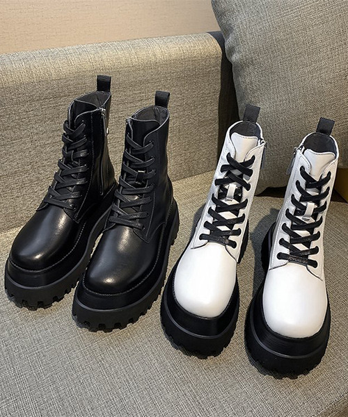 c.u.l（シーユーエル）の「PUレザー レースアップ厚底ブーツ culs33（ブーツ・レディース・ホワイト/ブラック・40/38/39/41/42/43/36/37）」の11枚目の写真