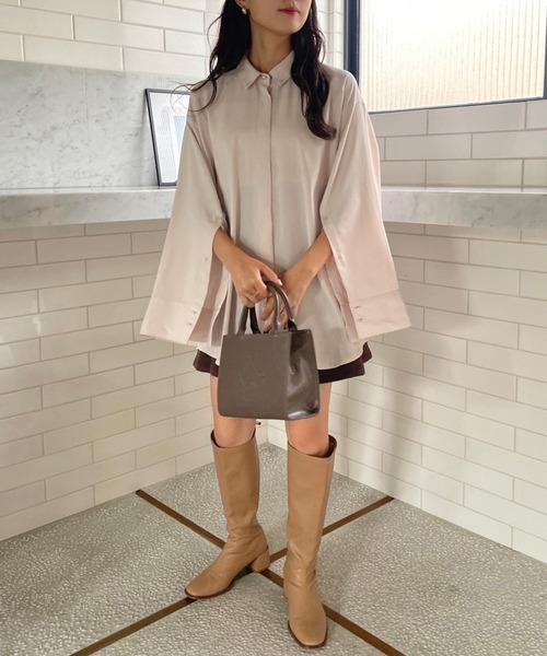 one after another NICE CLAUP(ワンアフターアナザーナイスクラップ)の「上位品な印象。とろみマルチWAYロングシャツ(シャツ/ブラウス・レディース・オフホワイト/モカ/ベージュ・FREE)」の15枚目の写真