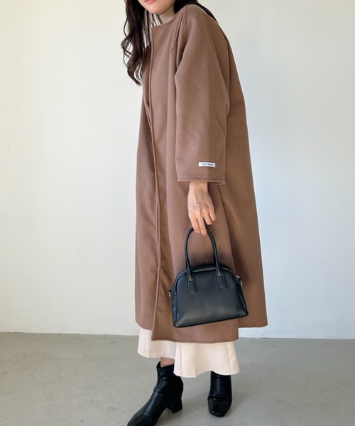 CLEA（クレア）の「ノーカラーオーバーシルエットロングコート（ノーカラーコート・レディース・モカ/ベージュ/ブラック・FREE）」の6枚目の写真