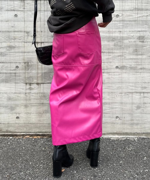 mi via loca（ミヴィアロカ）の「フェイクレザーフロントZIPスカート（スカート・レディース・ブラウン/キャメル/シルバー/ピンク/ブラック・FREE）」の18枚目の写真