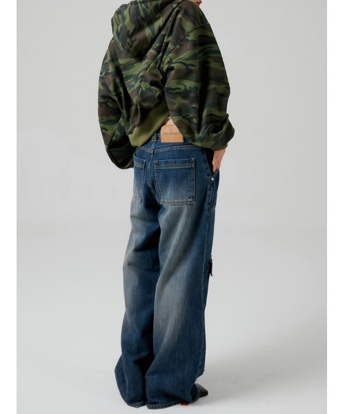 ESC STUDIO（イーエスシースタジオ）の「【ESC STUDIO/イーエスシースタジオ】cargo pocket danim pants / カーゴパンツ デニムパンツ ワイドパンツ ジーンズ ポケットパンツ ワイドデニム ブルーデニム ブラックデニム（デニムパンツ・メンズ・ブルー/ブラック・1/2）」の16枚目の写真