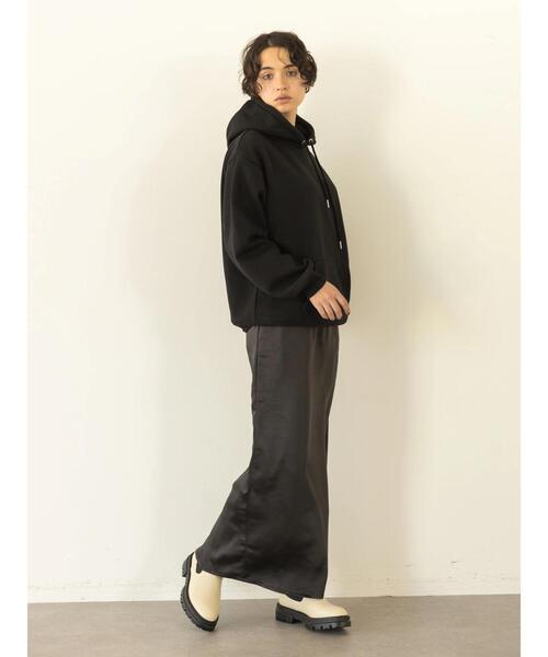 koe(コエ)の「【&g'aime】サテンタイトスカート(スカート・レディース・ブルー/ブラック・FREE)」の14枚目の写真
