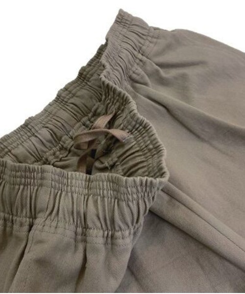Alil（アリル）の「【Alil】アリル ツイル ワイド テーパード イージーパンツ 大人カジュアル（その他パンツ・メンズ・カーキ/ブラック/グレイッシュベージュ・MEDIUM/LARGE/SMALL）」の19枚目の写真