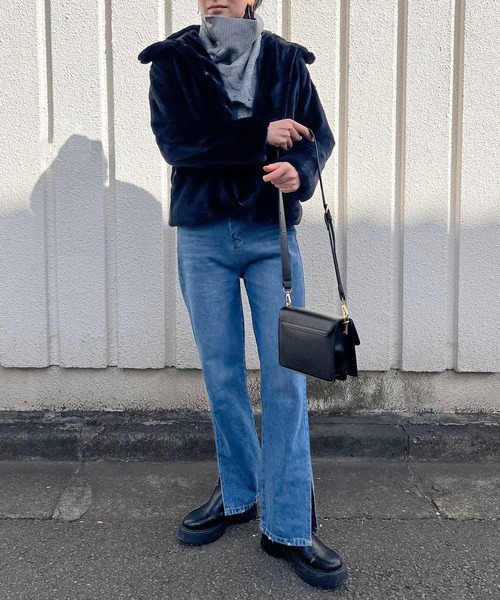 Jewelobe（ジュエローブ）の「針抜きフェイクファーレギュラーカラーブルゾン（ブルゾン・レディース・オフホワイト/ベージュ/ブラック・FREE）」の13枚目の写真