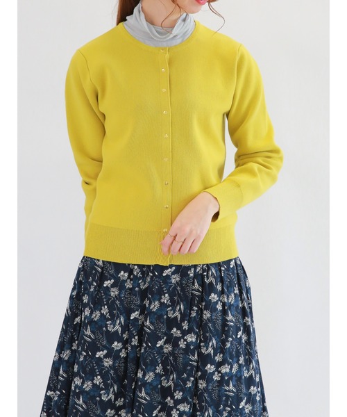 Te chichi(テチチ)の「ゴールドスナップボタンカーディガン(カーディガン/ボレロ・レディース・ラベンダー/イエロー/ブラック/ベージュ・フリ-)」の1枚目の写真
