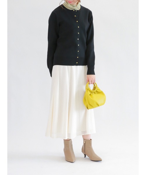 Te chichi(テチチ)の「ゴールドスナップボタンカーディガン(カーディガン/ボレロ・レディース・ラベンダー/イエロー/ブラック/ベージュ・フリ-)」の7枚目の写真