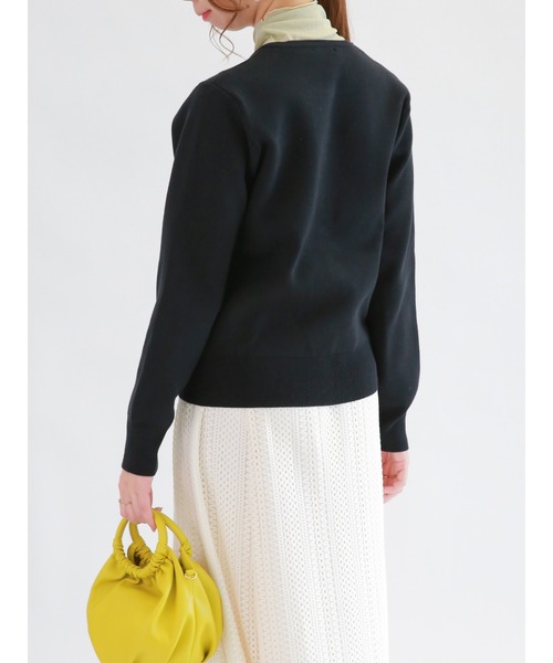 Te chichi(テチチ)の「ゴールドスナップボタンカーディガン(カーディガン/ボレロ・レディース・ラベンダー/イエロー/ブラック/ベージュ・フリ-)」の14枚目の写真