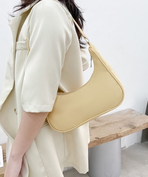 H.Warren（エイチウォーレン）の「カラーハーフムーンミニバッグ（ショルダーバッグ・レディース・イエロー/パープル/ピンク/サックスブルー/アイボリー/ブラック・FREE）」の15枚目の写真