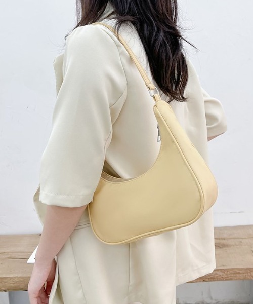 H.Warren（エイチウォーレン）の「カラーハーフムーンミニバッグ（ショルダーバッグ・レディース・イエロー/パープル/ピンク/サックスブルー/アイボリー/ブラック・FREE）」の16枚目の写真