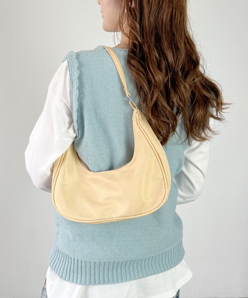 H.Warren（エイチウォーレン）の「カラーハーフムーンミニバッグ（ショルダーバッグ・レディース・イエロー/パープル/ピンク/サックスブルー/アイボリー/ブラック・FREE）」の18枚目の写真