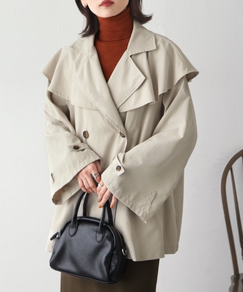 Chillfar（チルファー）の「キャンディ袖ケープヨークコート（トレンチコート・レディース・サンドベージュ/ベージュ/マスタード/グレイッシュベージュ/カーキ/グレー・MEDIUM/LARGE）」の2枚目の写真