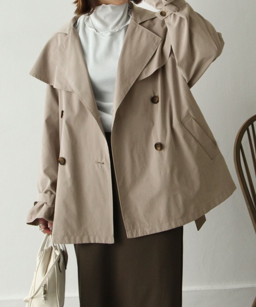 Chillfar（チルファー）の「キャンディ袖ケープヨークコート（トレンチコート・レディース・サンドベージュ/ベージュ/マスタード/グレイッシュベージュ/カーキ/グレー・MEDIUM/LARGE）」の4枚目の写真