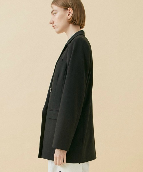 CITY TOKYO（シティトウキョウ）の「スリットスリーブテーラードジャケット（テーラードジャケット・レディース・その他2/ブルー/ベージュ/ブラック・1/2）」の10枚目の写真