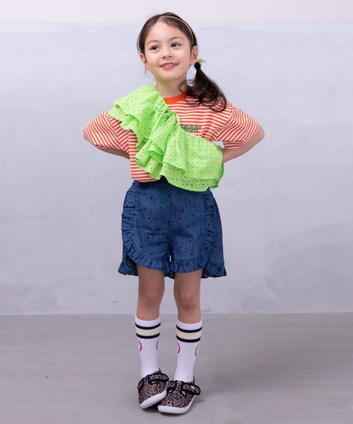 CALMIA（カルミア）の「minidotフリルキュロットパンツ(80～130cm)（デニムパンツ・キッズ・ブルー/ライトブルー・90/110/120/80/130/100）」の6枚目の写真