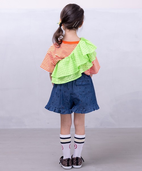 CALMIA（カルミア）の「minidotフリルキュロットパンツ(80～130cm)（デニムパンツ・キッズ・ブルー/ライトブルー・90/110/120/80/130/100）」の4枚目の写真