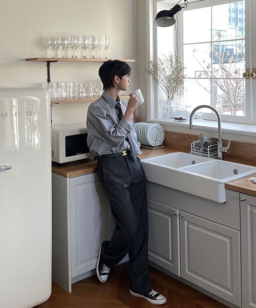 ASCLO（エジュクロ）の「ASCLO Perfect Royal Oxford Over Shirt（シャツ/ブラウス・メンズ・グレー/スカイブルー・MEDIUM）」の5枚目の写真