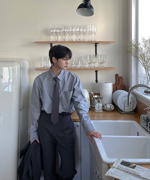 ASCLO（エジュクロ）の「ASCLO Perfect Royal Oxford Over Shirt（シャツ/ブラウス・メンズ・グレー/スカイブルー・MEDIUM）」の10枚目の写真