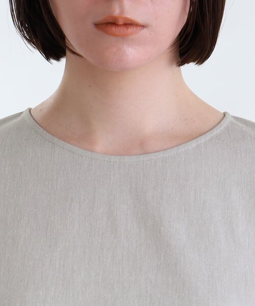 INDIVI（インディヴィ）の「◆【洗える！/SETUP可能/UVケア】麻混ドッキングぺプラムブラウス（シャツ/ブラウス・レディース・ライトグレー系3/ブラック/ホワイト/ブルー系8・13/34/05/15 /38/19）」の10枚目の写真