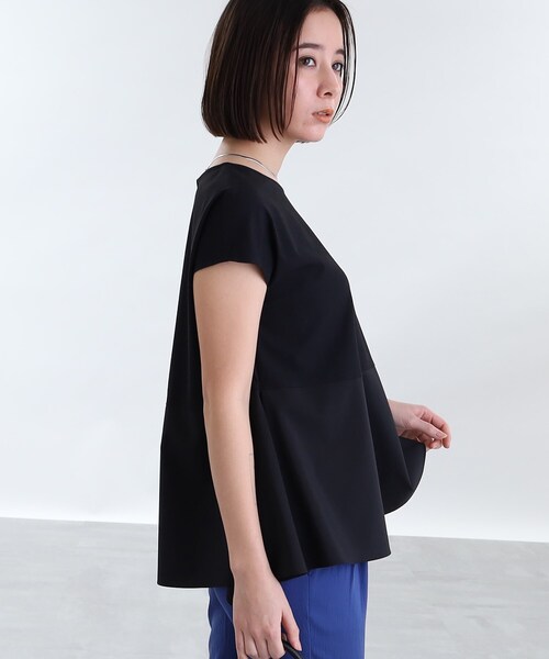 INDIVI（インディヴィ）の「◆【洗える！/SETUP可能/UVケア】麻混ドッキングぺプラムブラウス（シャツ/ブラウス・レディース・ライトグレー系3/ブラック/ホワイト/ブルー系8・13/34/05/15 /38/19）」の20枚目の写真