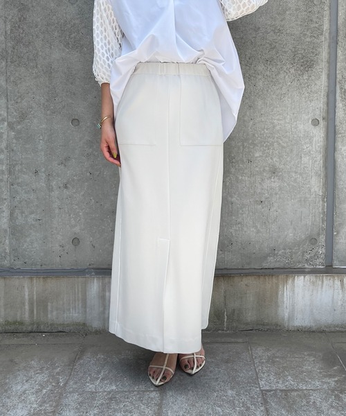 INED CLARO(イネドクラロ)の「Iラインパイピングロングスカート(スカート・レディース・ベージュ/ブラック・フリー)」の1枚目の写真