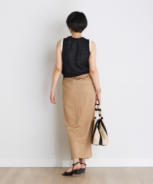 INED CLARO(イネドクラロ)の「Iラインパイピングロングスカート(スカート・レディース・ベージュ/ブラック・フリー)」の9枚目の写真