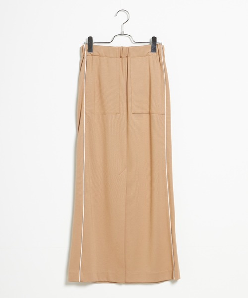 INED CLARO(イネドクラロ)の「Iラインパイピングロングスカート(スカート・レディース・ベージュ/ブラック・フリー)」の14枚目の写真