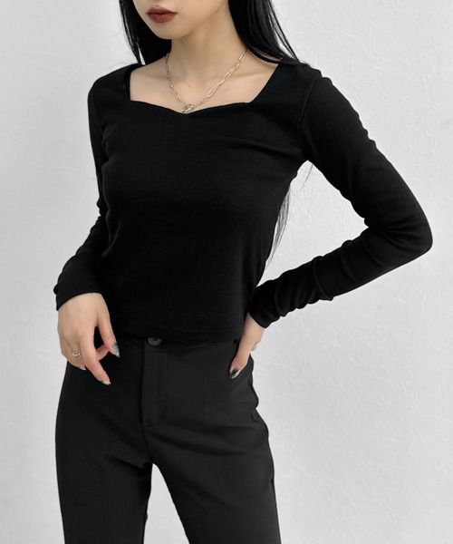 LVEU.(ラブユ.)の「【LVEU.】ハートネックカットソートップス / トップス カットソー ロンT ハートネック クロップド ショート ホワイト ブラック ZOZOTOWN限定(Tシャツ/カットソー・レディース・ホワイト/ブラック・FREE)」の7枚目の写真