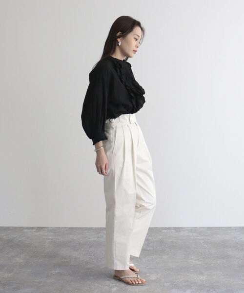 fredy emue(フレディエミュ)の「【fredyemueフレディエミュ】マリンテーパードパンツ(その他パンツ・レディース・ネイビー/ベージュ/オフホワイト・38/36)」の5枚目の写真